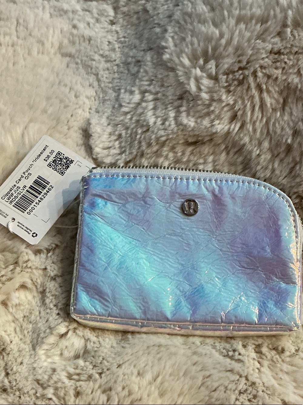 NWT Lululemon Clippable Card Pouch in Iridescent / Silver